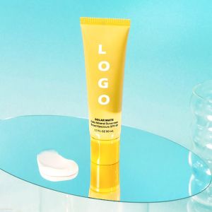 Light Sunscreen for Acne Skin